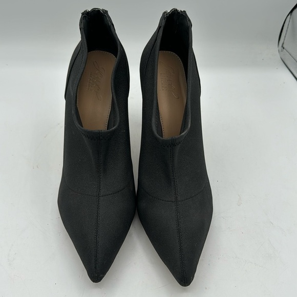 Badgley Mischka Jewel heels Size 9, top part stretches, light wear - Picture 1 of 10